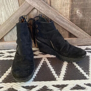 Fly London |  Yebi Tie Suede Ankle Boots